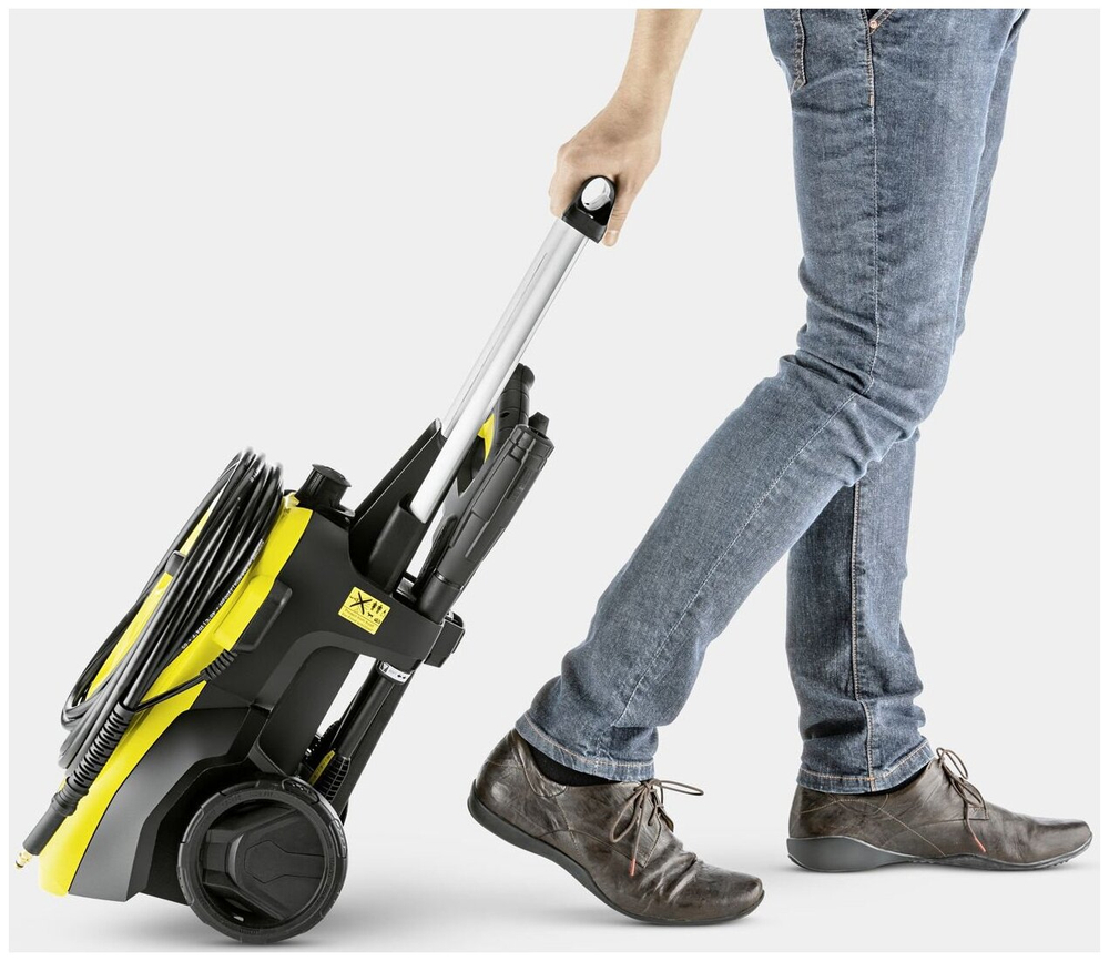 Аппарат высокого давления KARCHER K 4 Compact UM 420 л/ч,1,8кВт,130 бар,шланг 6м (1.679-400.0)