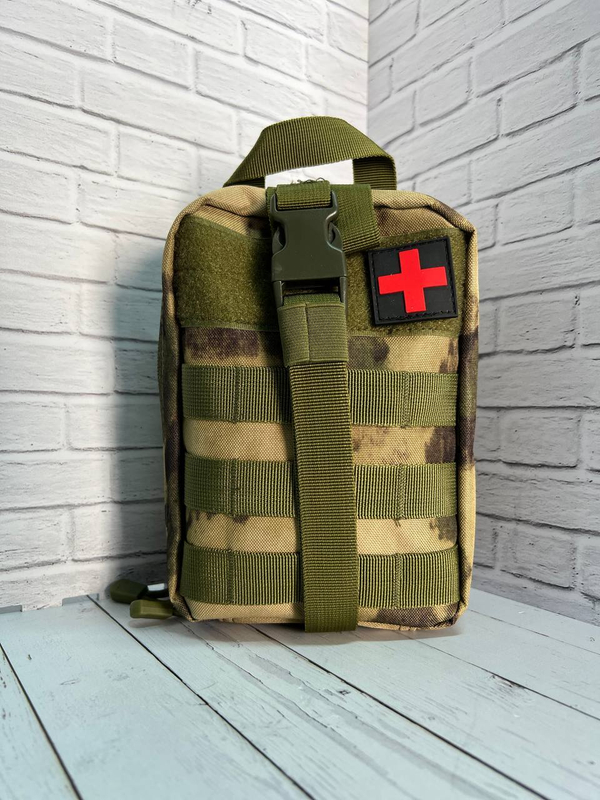 Укомплектованная тактическая аптечка / мох