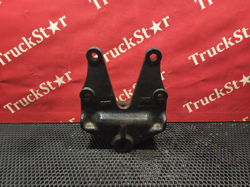 Кронштейн крепления 2-ой передней рессоры передний