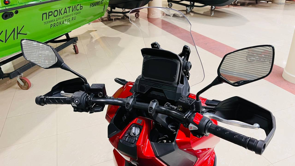 Скутер Honda ADV350AS 3TH красный