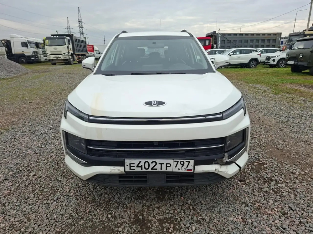 Москвич 3 1.5 CVT Стандарт плюс