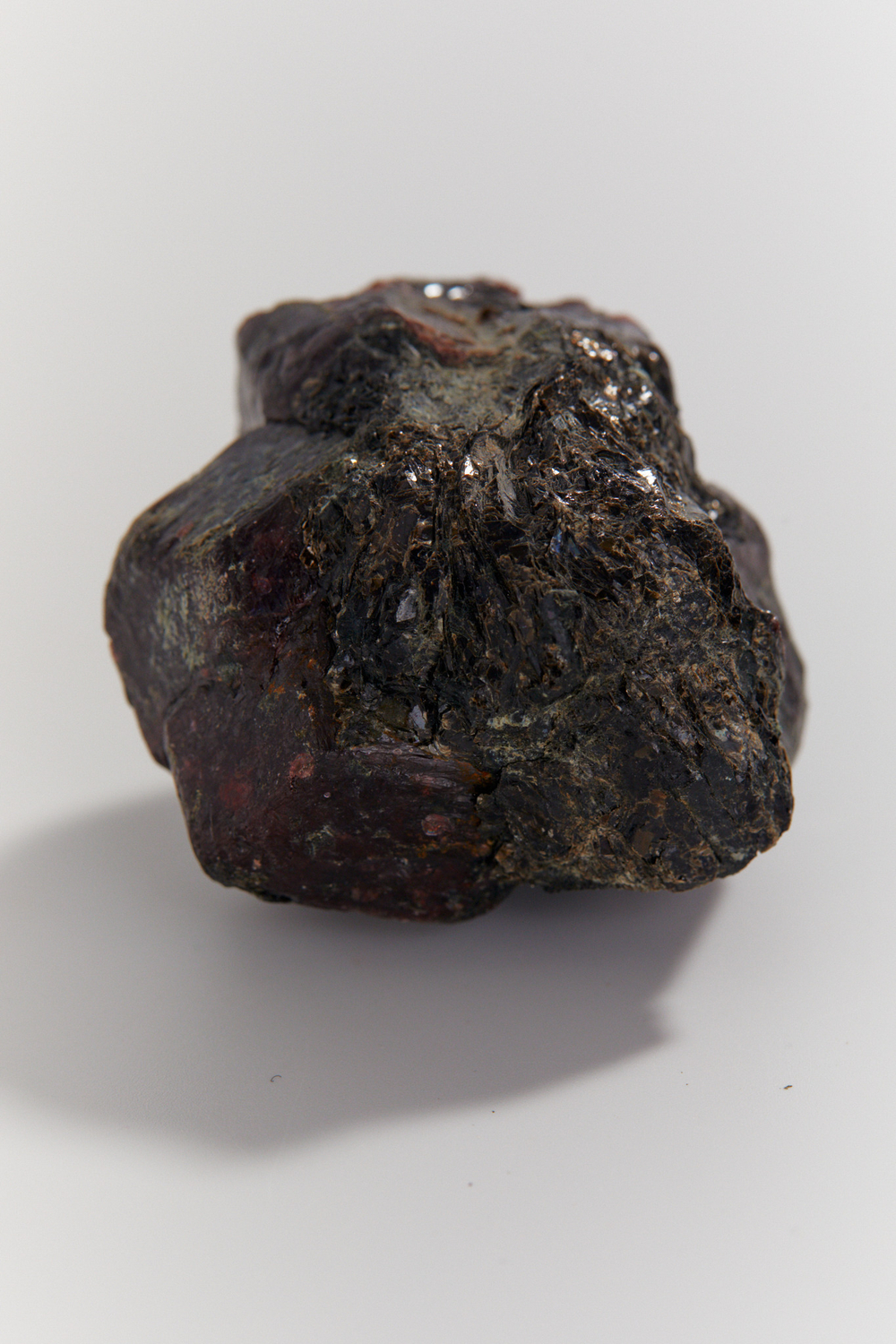 Альмандин (гранат) кристалл S