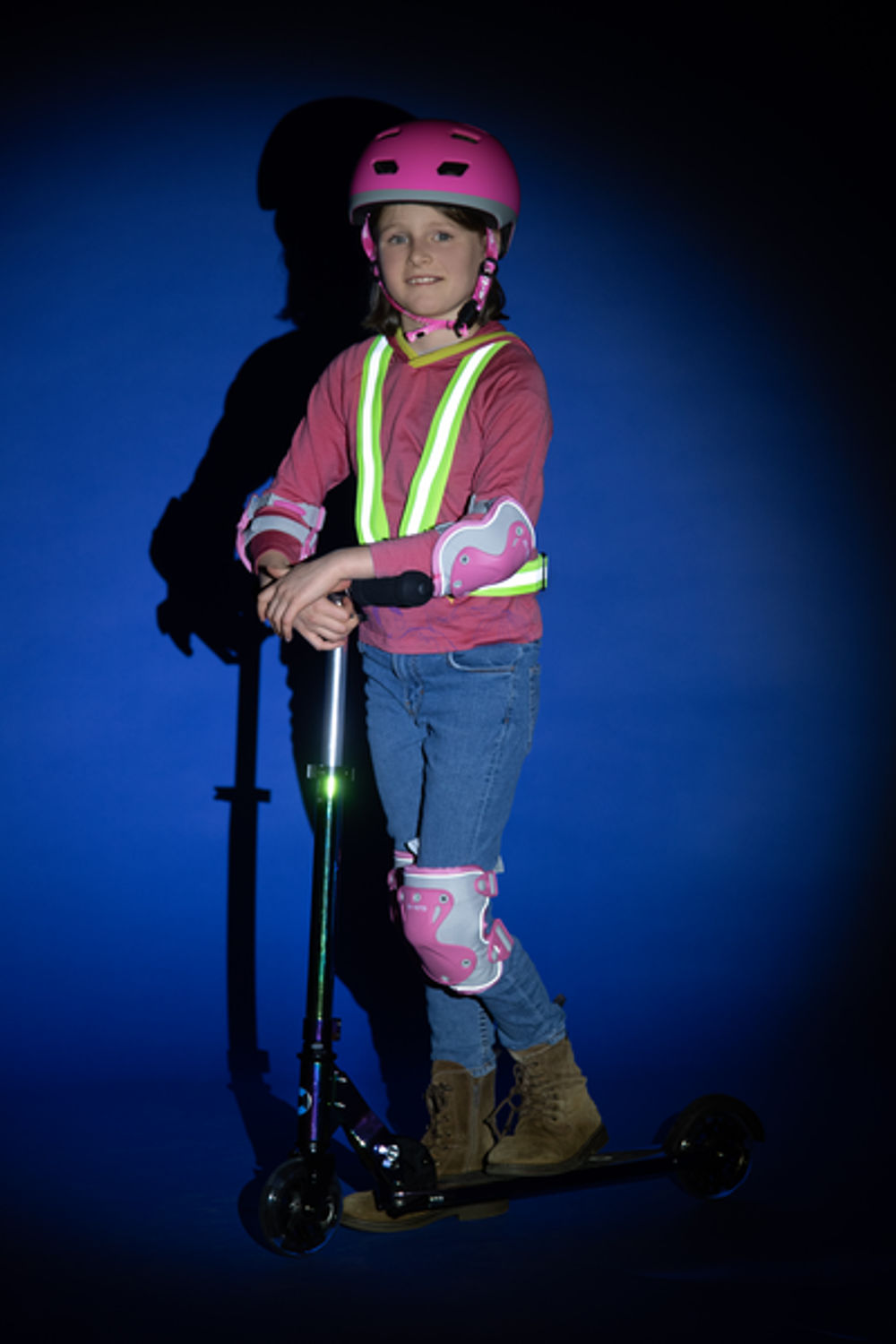 Комплект защиты светоотражающий розовый (M) BOX