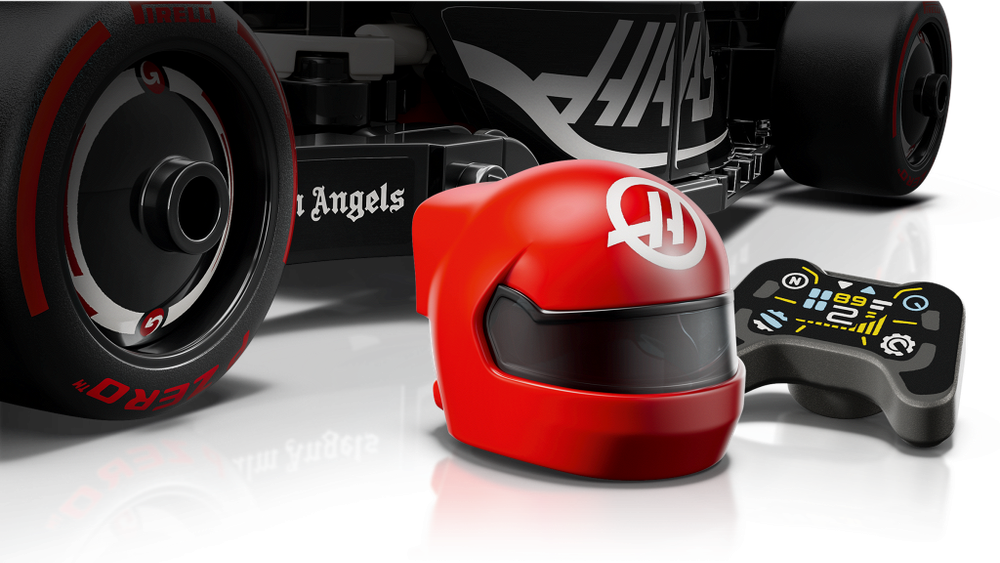 LEGO Speed Champions 77250 «MoneyGram Haas F1 Team VF-24» — официальный болид Haas