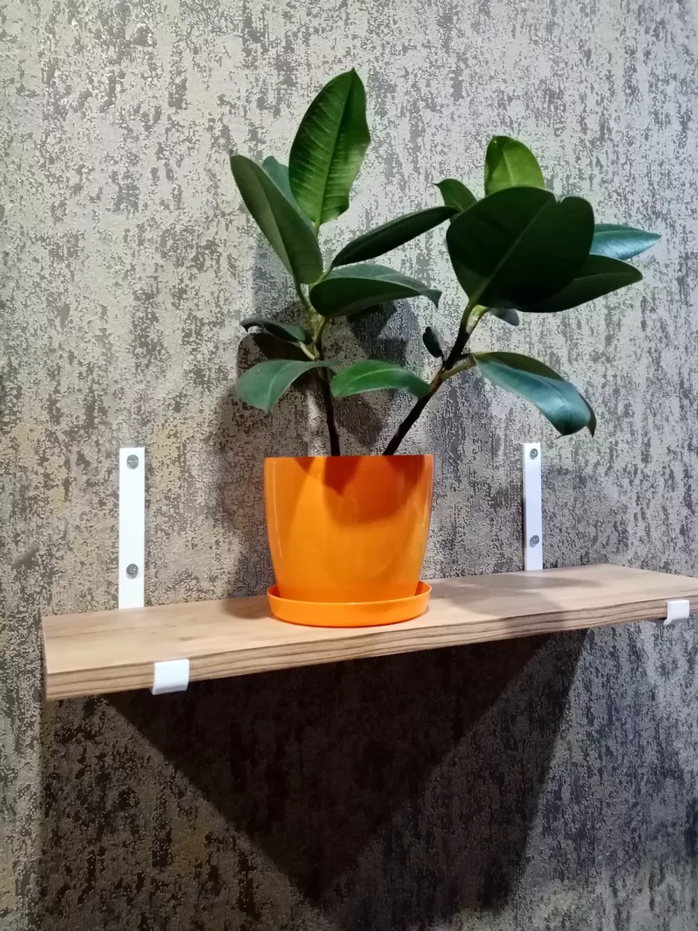 Полка настенная прямая лофт на кронштейнах