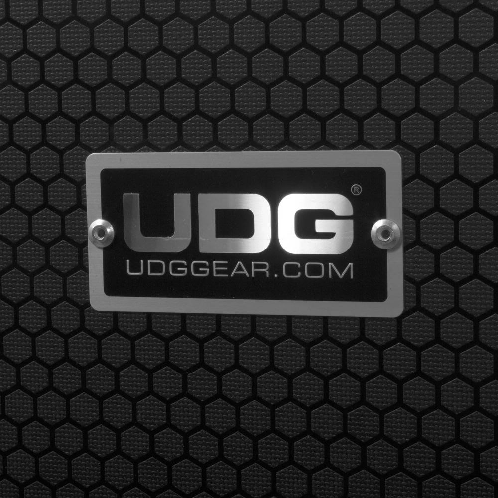 Стол диджейский UDG Ultimate Fold Out DJ Table MK2 Plus (Wheels) U92049SL2