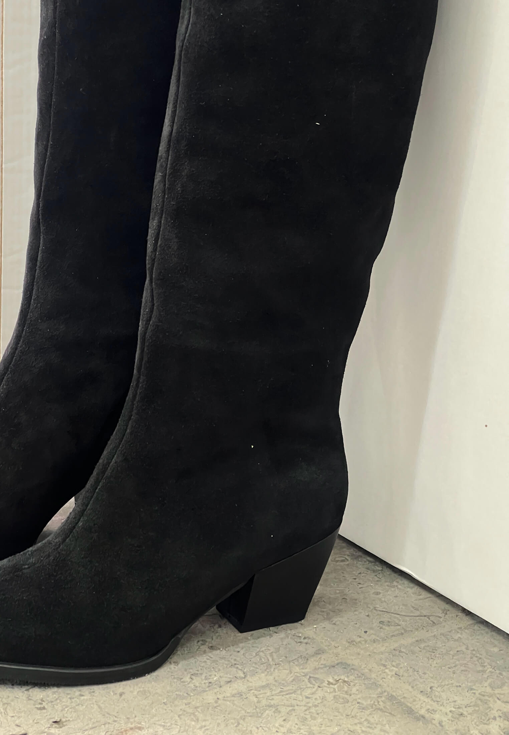 Ботфорты // Amore // Black // Suede