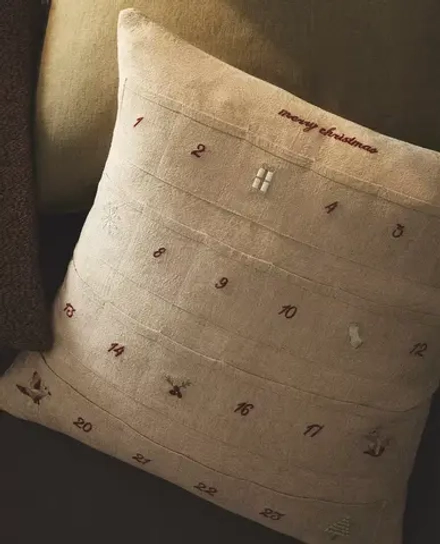 ZARA HOME ХЛОПКОВАЯ НАВОЛОЧКА НА ПОДУШКУ НА РОЖДЕСТВЕНСКУЮ ТЕМАТИКУ С ВЫШИВКОЙ