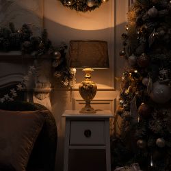 Настольная лампа Флер де Лис Айври с абажуром Тюссо Vatican (Ватикан) Аквамарин