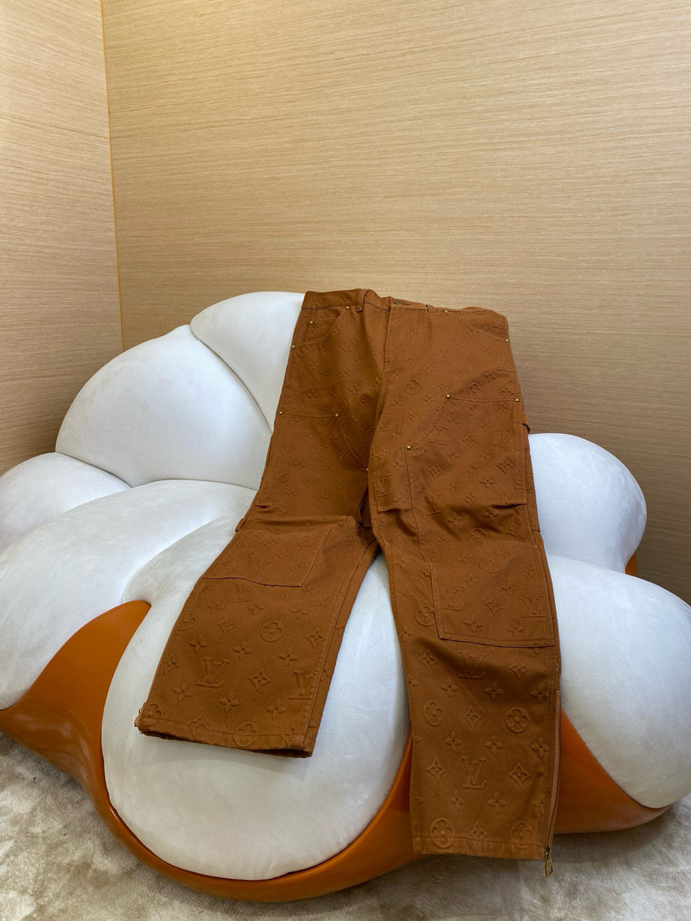Louis Vuitton Pants