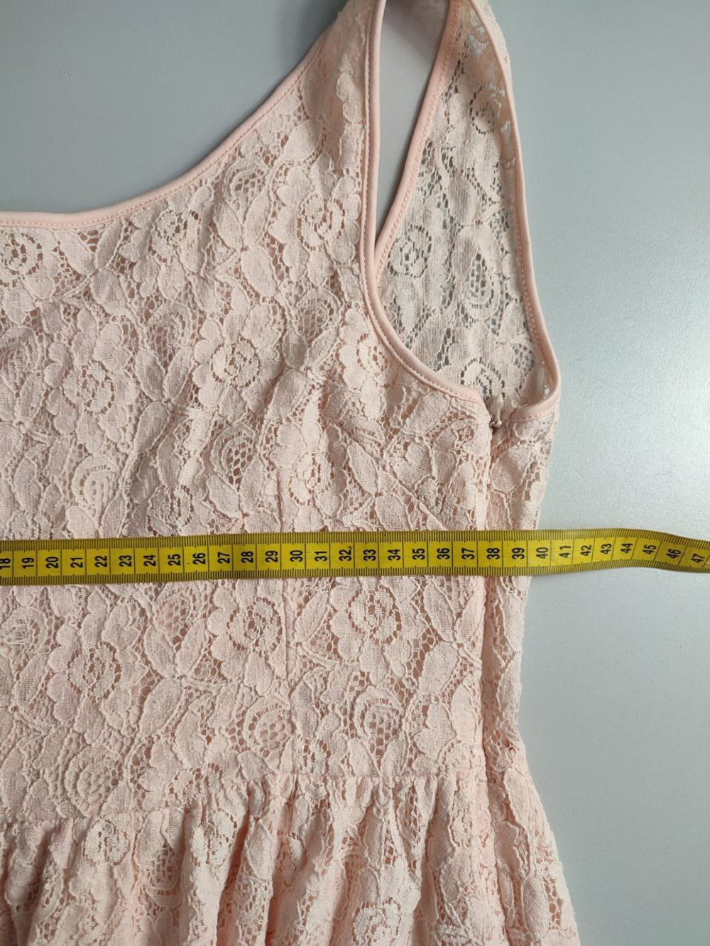 Платье Amisu кружевное, маркировка 38, визуально 44 размер