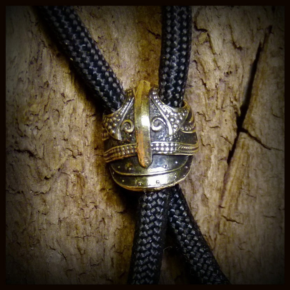 Бусина "Маска Одина" для темляков или браслетов , латунь