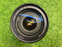 Canon EF 28-135mm 3.5-5.6 IS USM