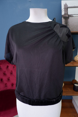 Футболка стильная 48 размер