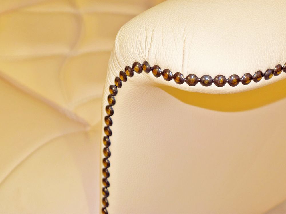 Офисное массажное кресло EGO PRIME EG1003 КРЕМ (Арпатек)