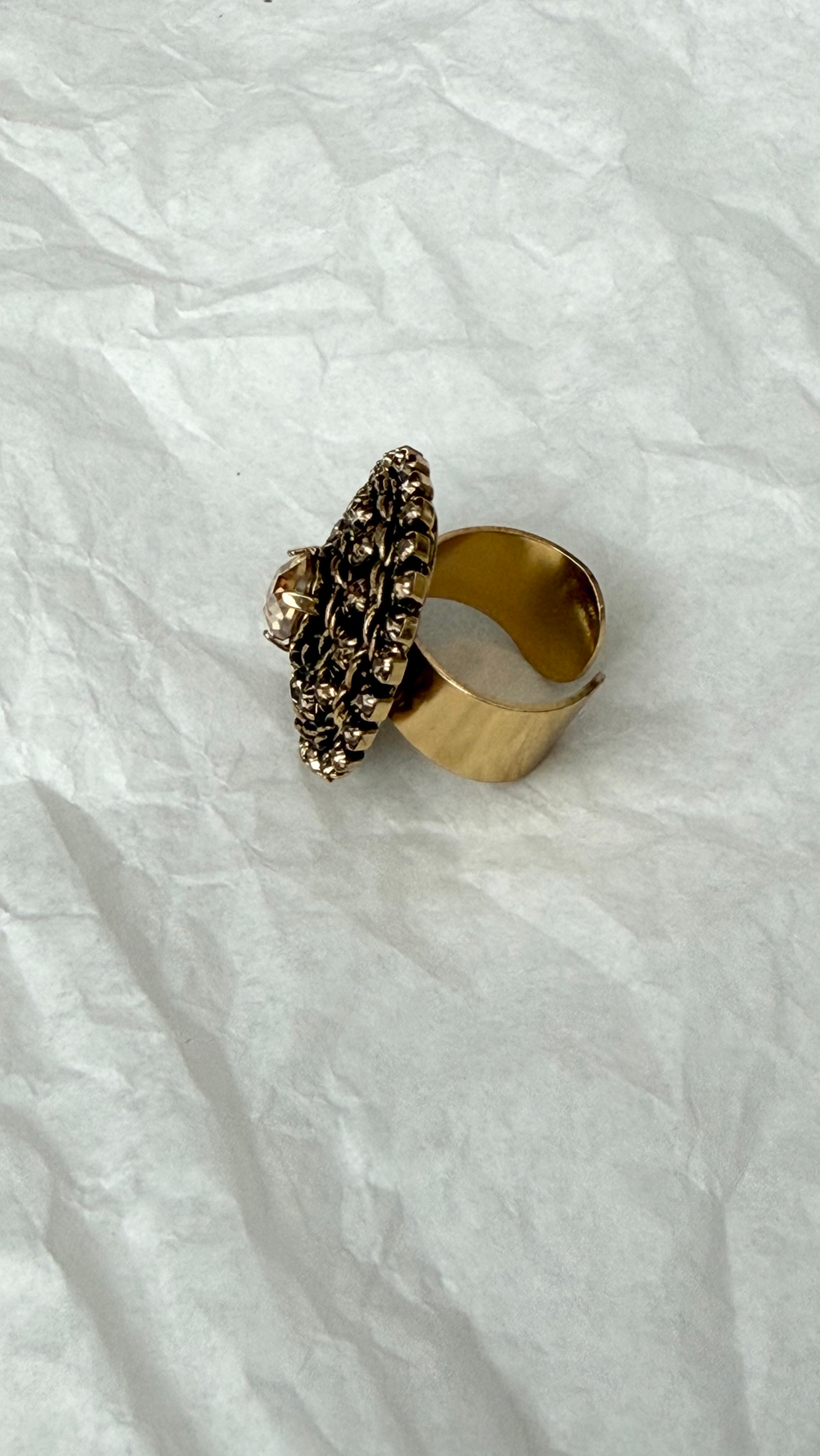 Кольцо круглый "лабиринт" с медовыми кристаллами, разъемное