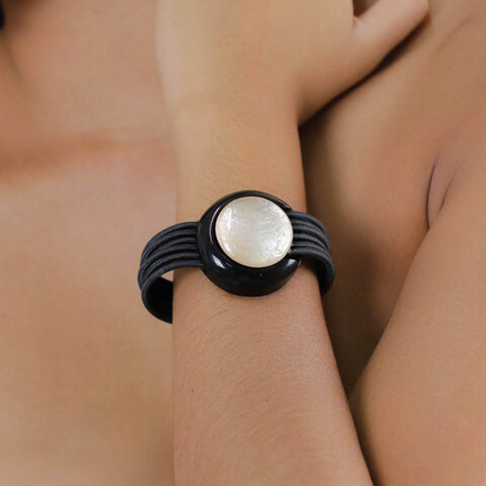 Браслет Nature Bijoux, Saint Honore, с рогом и ракушкой Capiz в смоле, NB26.1-13-44438 (черный)