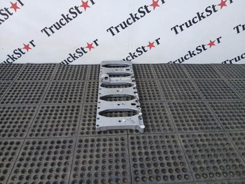 Плита двигателя