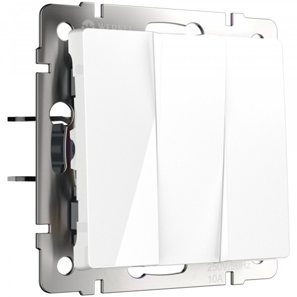 Выключатель трехклавишный (белый)