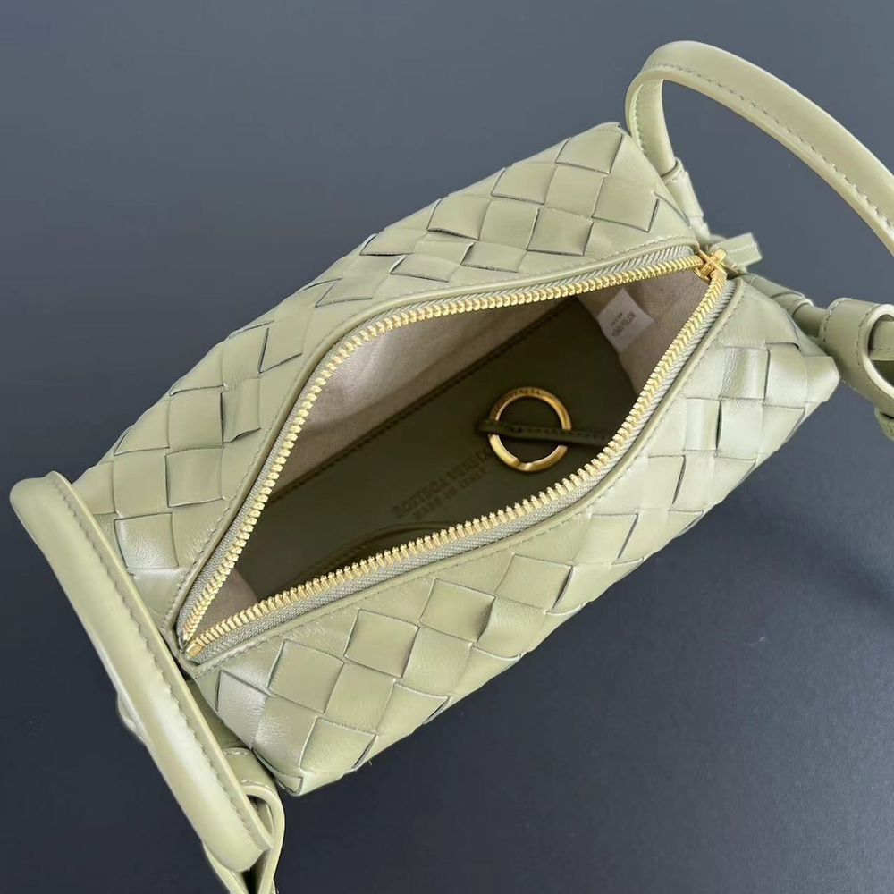 Bottega Veneta Small Loop Cross Body Bag 19 cm