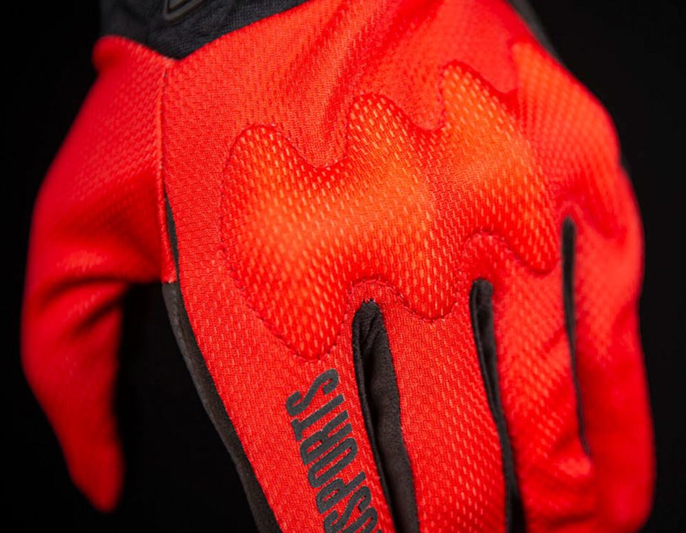 Anthem 2  / Красный