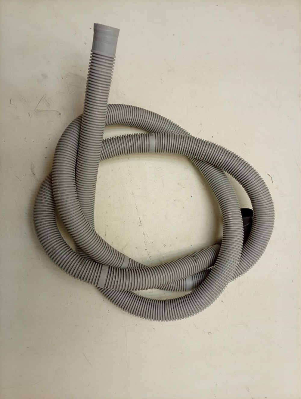 WF602W0BCWQ/LP кт23 Сливной шланг для стиральной машины Samsung DC97-14291D б/у