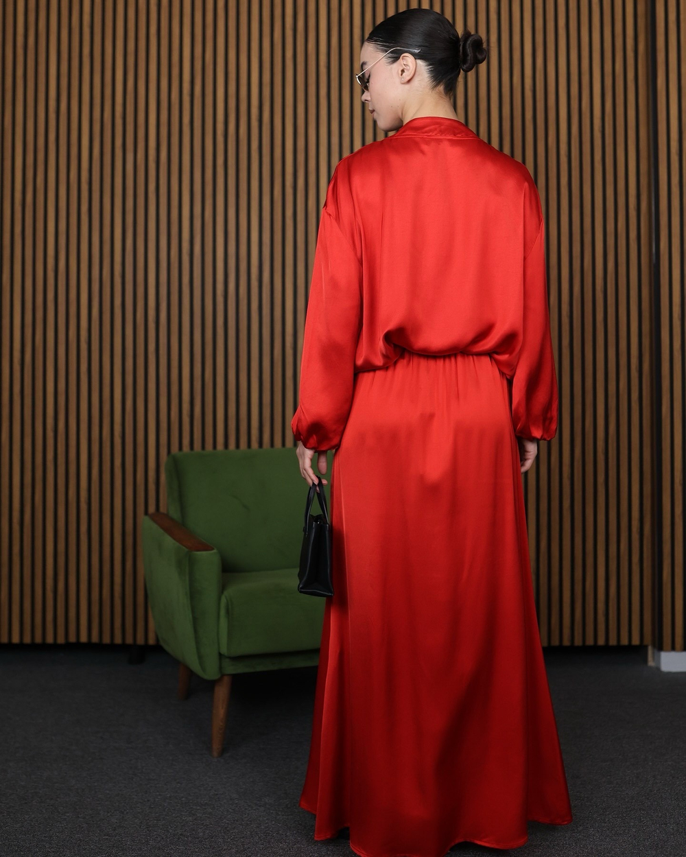 сатиновый бомбер