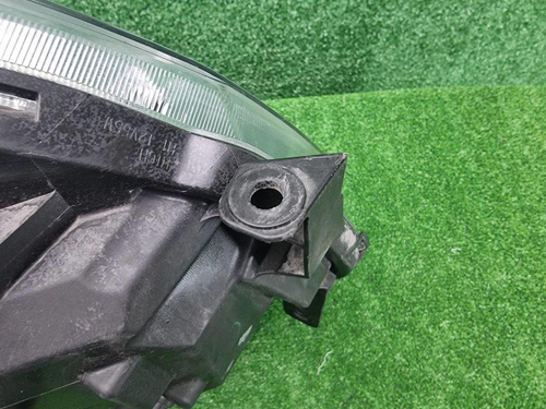 Фара левая Nissan X-Trail Т31 (2010-2015) ксенон