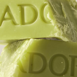Lador Твёрдый бессиликоновый шампунь с васаби 115 г Wasabi Shampoo Bar