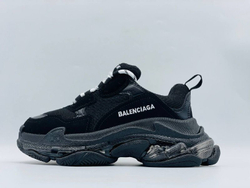 Кроссовки BALENCIAGA TRIPLE