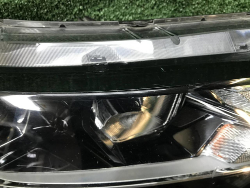 Битая Фара правая Nissan Qashqai j11 17-23 галоген