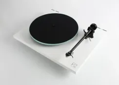 Rega Planar 2 White