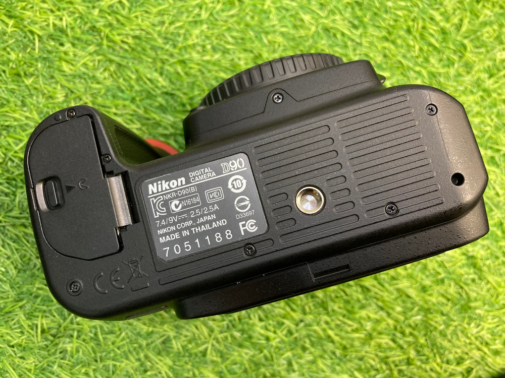 Nikon D90 (1000 кадров)