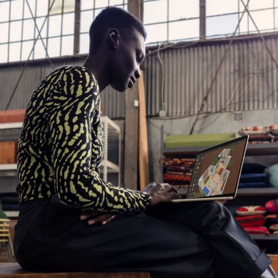 Apple MacBook Air 13" (M3, 8C CPU/8C GPU, 2024), 8 ГБ, 256 ГБ SSD, «серый космос»