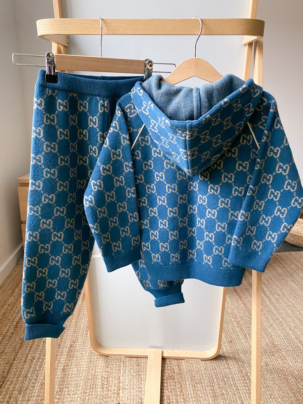 Шерстяной костюм Gucci