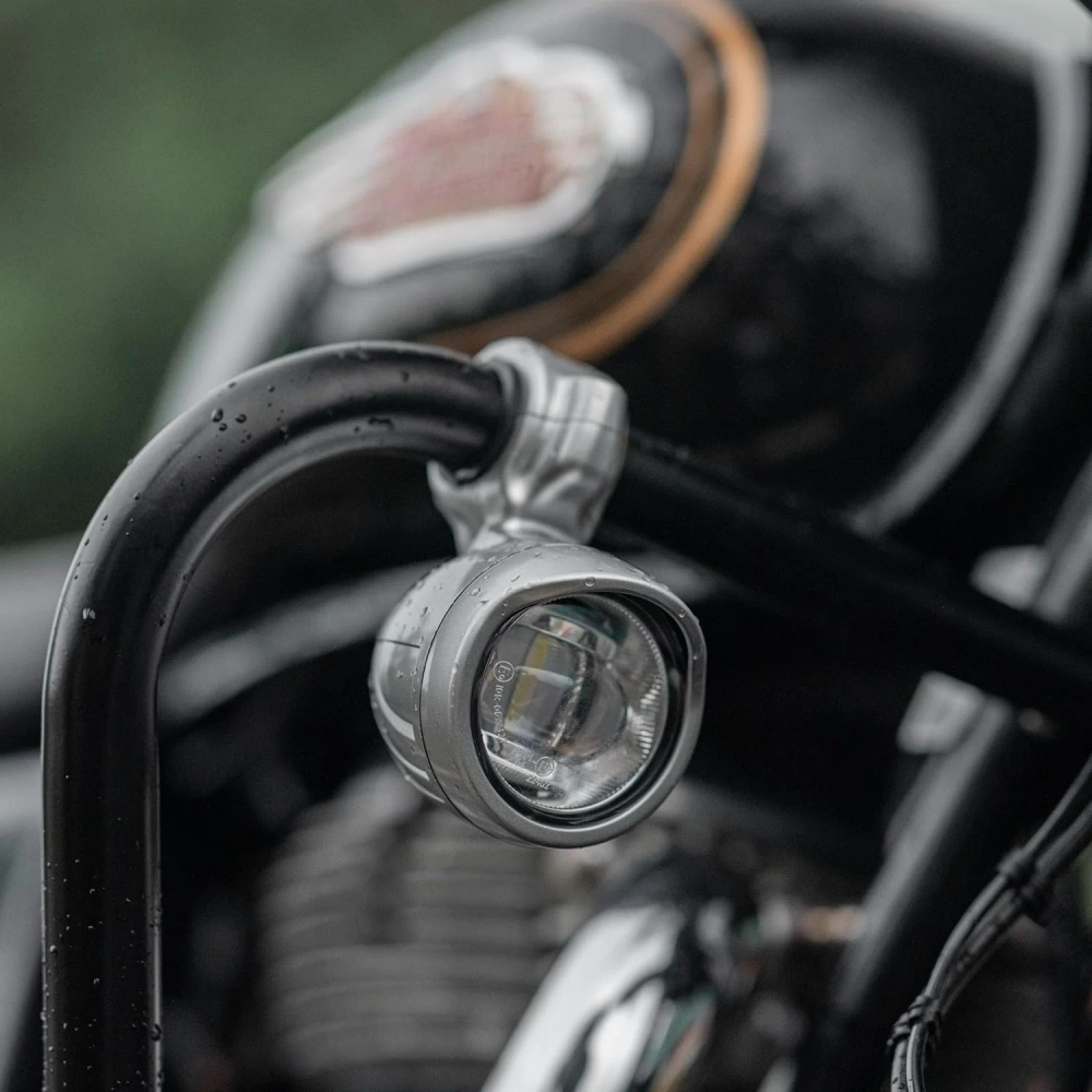 Светодиодные противотуманные фары Royal Enfield, серебристого цвета, арт. KXA00064