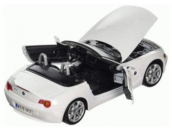 Maşın BMW 1:24 kolleksiya 18-22002