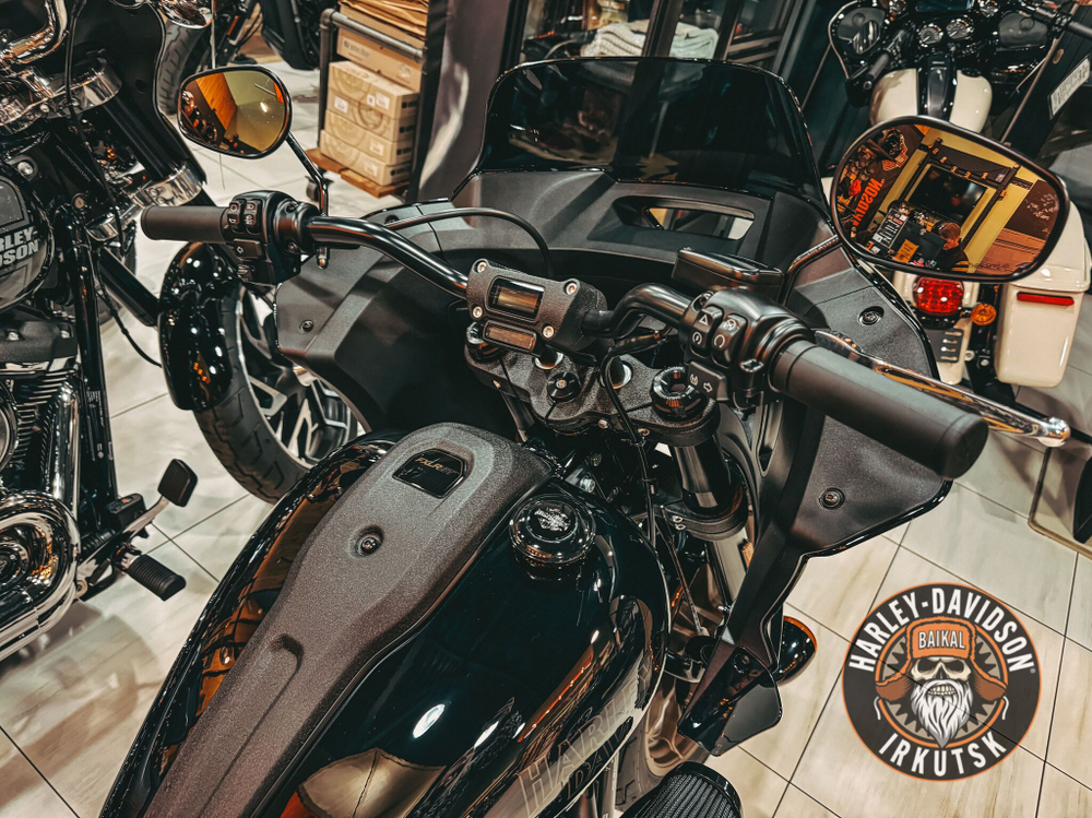 Новый мотоцикл Harley-Davidson® Low Rider® ST