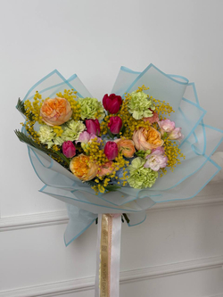 Дофаминовый весенний букет