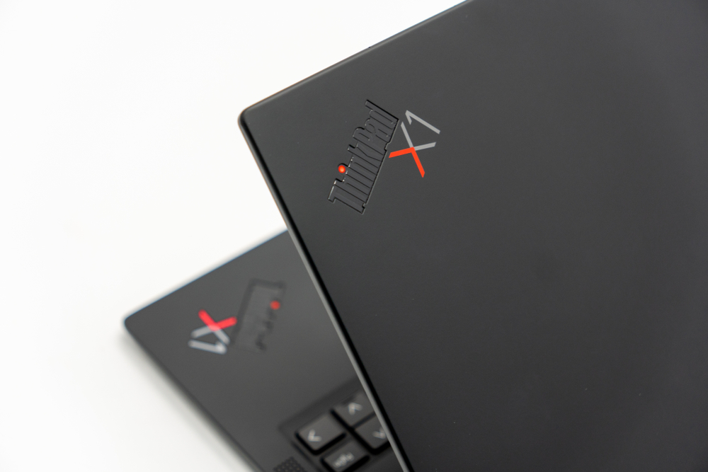 Ноутбук Lenovo ThinkPad X1 Carbon Gen 9 ( i5-1145G7 )