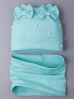 Шапка для девочки на осень с ушками и снуд