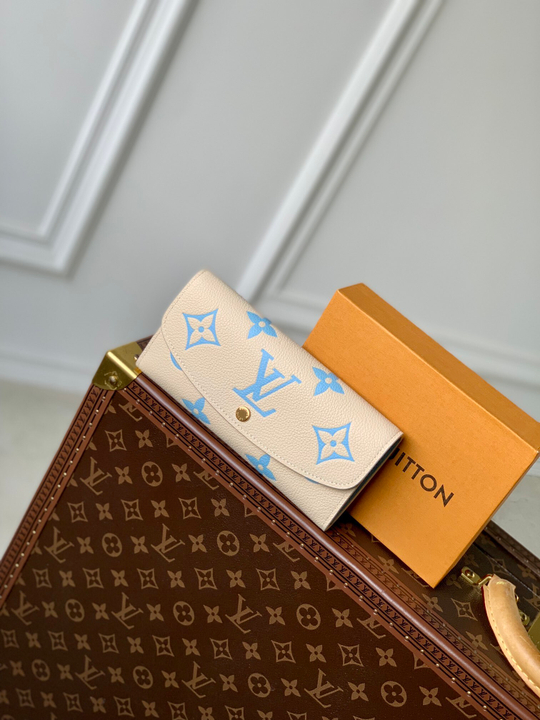 Louis Vuitton Emilie Wallet