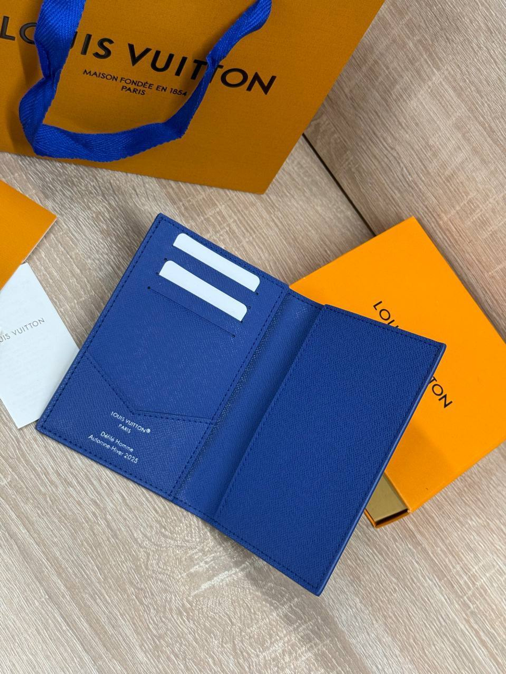Обложка на паспорт Louis Vuitton