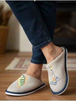 Льняные тапочки с вышивкой "Рыбалка"