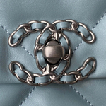 Chanel 19 26 cm