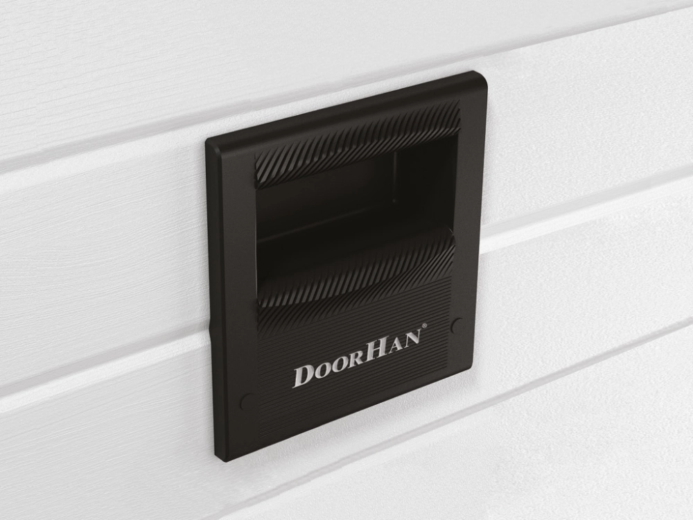 Ручка-ступенька для промышленных секционных ворот DoorHan