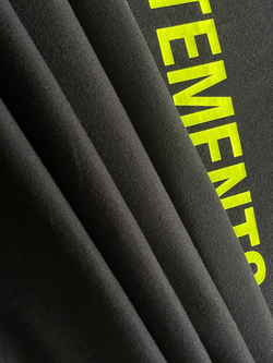 Футболка Vetements