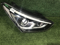 Фара правая Hyundai Santa Fe 3 DM (2015-2018) Ксенон
