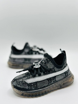 Детские кроссовки Yeezy Light