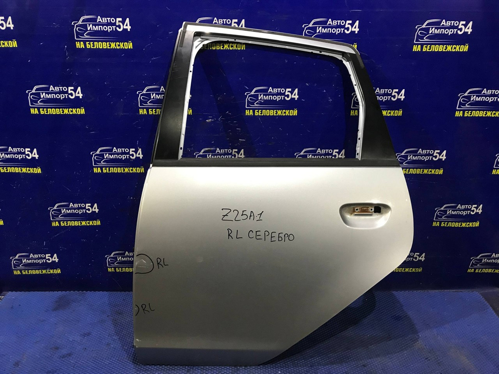 Дверь задняя левая MITSUBISHI COLT 2003